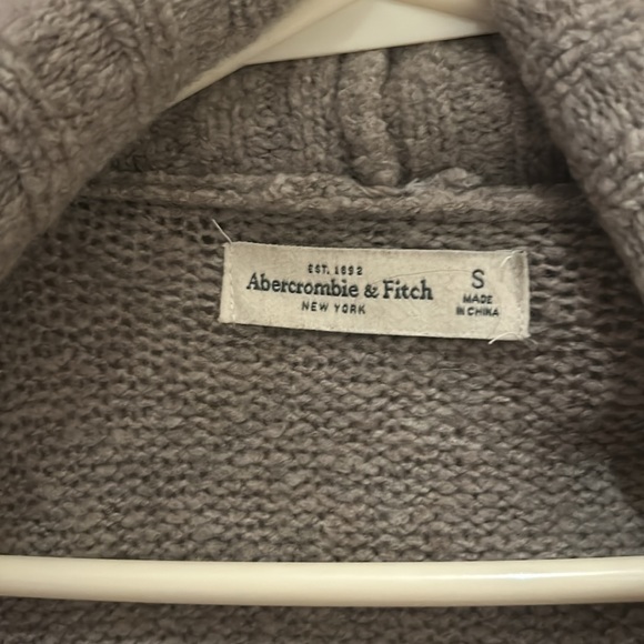Abercrombie and Fitch Wool Cardigan - Picture 2 of 5